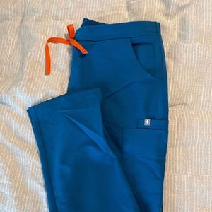 Figs Alps Blue Yola skinny scrub pants NWT!